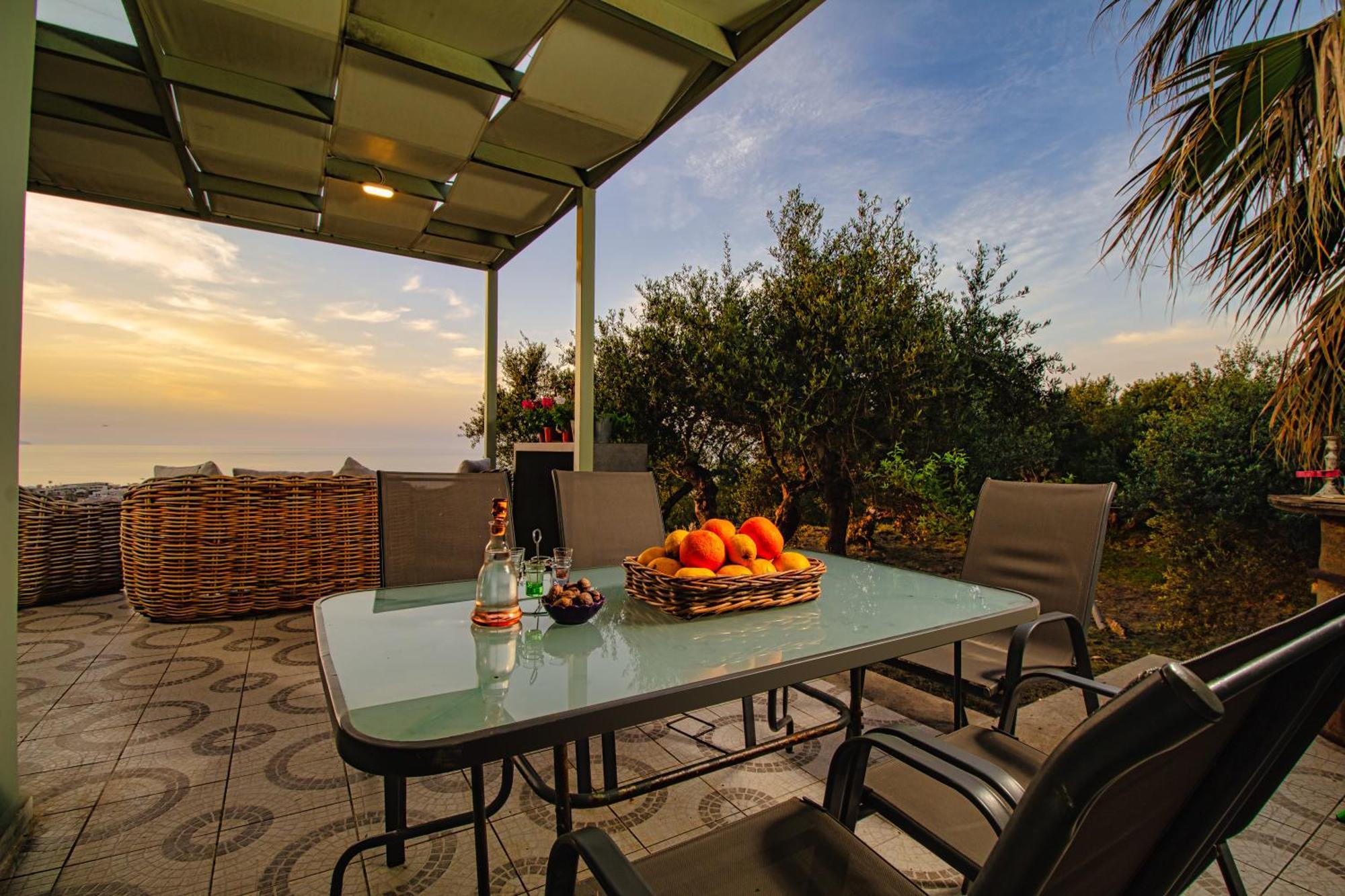 Venizelos Apartment Platanias (Crete)